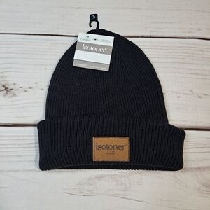 Isotoner Knit Beanie Hat smartDri Repels Snow and Rain